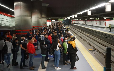 Quitumbe. Es la primera estación desde el sur. En el tercer turno de la mañana, es decir, cerca de las 08:00, lucía así