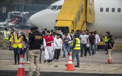 Estados Unidos ha logrado expulsdar hacia Guatemala más de 60 mil migrantes