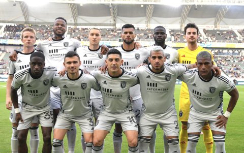 Carlos Gruezo perdió ante el penúltimo de la tabla en la MSL.