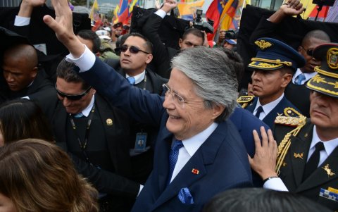 Llegada de Guillermo Lasso a la Asamblea.