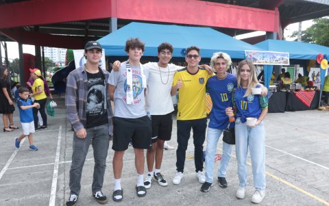 Brody Garrison, Logan Espanet, Manav Sainani, Cristhian Navarrete, Yoav Eldan y Nicole Wendt.