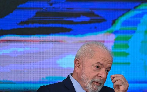 Lula da Silva dice que se invesriga a los responsable del atentado.