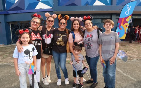 Rafaela López, Rocío Rolando, Daniela Quintero, Mariela Quintero, Rafaela Quintero, Gabriela Quintero, Juan Emilio Guerra y Diego López.