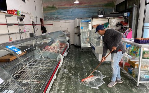 El tricolor es el primero en llegar y el último en irse. Termina a eso de las 21:00.