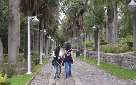 Ingreso a la quinta de León Mera-
