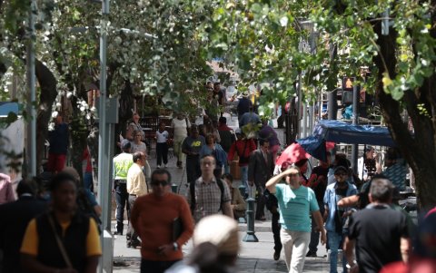 Los ciudadanos no son optimistas del futuro del país. Existe incertidumbre por el futuro económico, social y político.