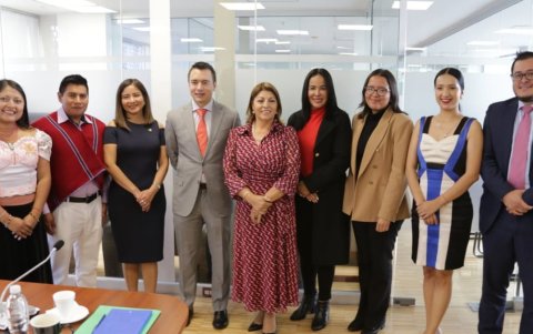 Noboa presidía la Comisión de Desarrollo Económico de la Asamblea Nacional.