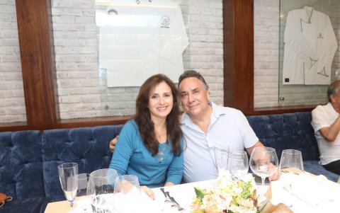 Marcia de García y Fabricio García.