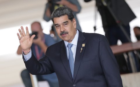 El presidente de Venezuela, Nicolás Maduro, llega a Brasilia para la Cumbre.