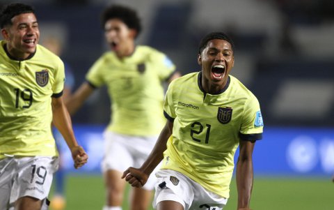 José Klinger se ganó la confianza de Miguel Bravo tras el segundo juego contra Eslovaquia, donde el extremo marcó un golazo y se adueñó de la banda zurda.