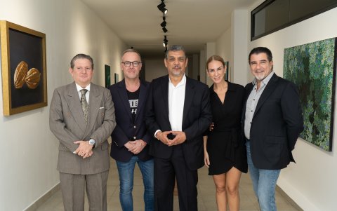 César Salmon, Sébastien Mélières, Ricardo Dávila, Paola Jaume y Xavier Castro.