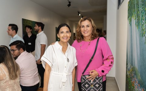 Sonnia Cantos y Cecilia de Pozo.