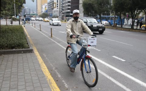 Recurrente. En 30 minutos, al menos 10 usuarios desbloquearon las bicicletas para desplazarse en la zona norte.