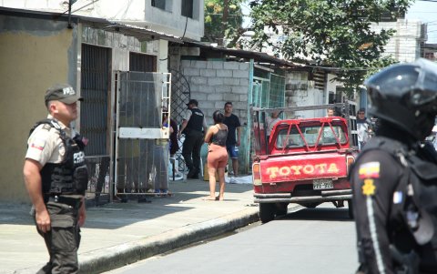 Los gritos de auxilio de los allegados de los fallecidos se escuchaban por más de una cuadra.