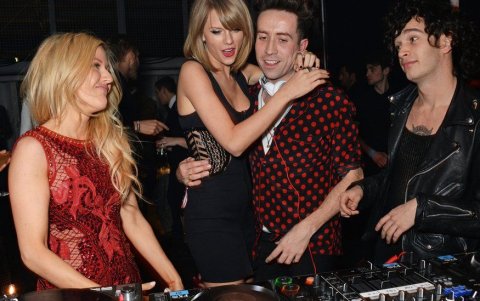 Matty Healy, Taylor Swift, Nick Grimshaw y Ellie Goulding en 2015.