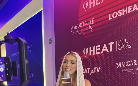 Andreína Bravo en la rueda de prensa de los Premios Heat.