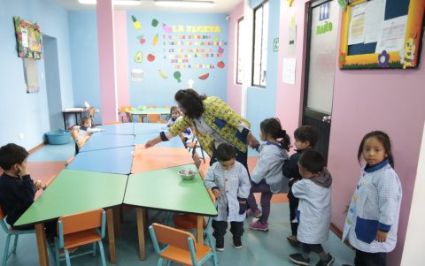 Además de los usuarios, también hay beneficio para los trabajadores que cuentan con una guardería gratuita.