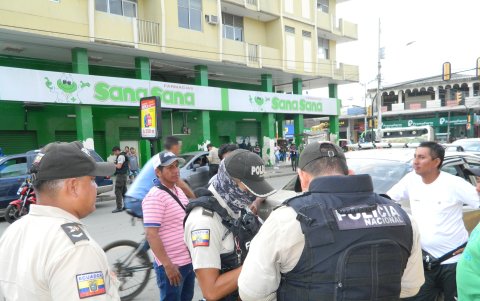 Detonante. El asesinato de un empresario en el parqueadero del Municipio, en mayo pasado, y las posteriores amenazas al alcalde agudizaron la problemática.