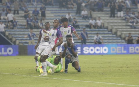 Alejandro Cabeza es el delantero titular de Emelec, pero solo ha marcado 2 goles en 14 partidos de LigaPro.