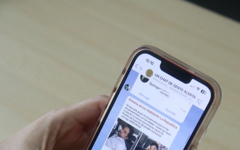 Difusión. En chats y redes se alertó a la gente de una nueva forma de atracar con muñecos.