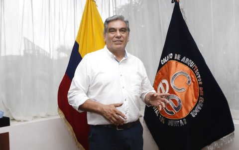 Dennis Diaz se ha reunido ya con los concejales electos de la ciudad para analizar una serie de proyectos.