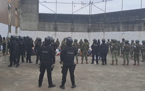 En las requisas estuvieron miembros de la Policía así como de las Fuerzas Armadas.