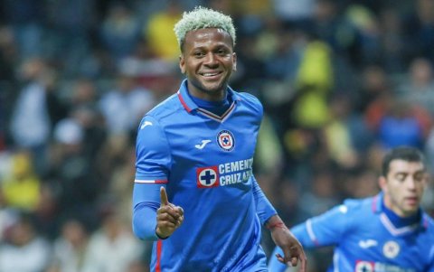 Michael Estrada podría seguir en México o volver a Ecuador.