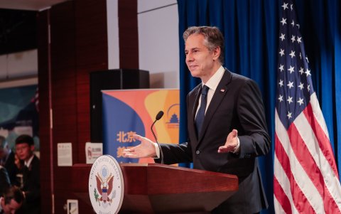 El Secretario de Estado de los EE. UU., Antony Blinken, se dirige a una conferencia de prensa en la Embajada de los EE. UU. en Beijing, China, el 19 de junio de 2023