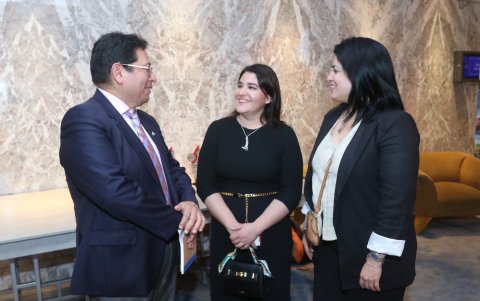 Víctor Salazar, Vanessa Fabre y Dafne Ortiz.