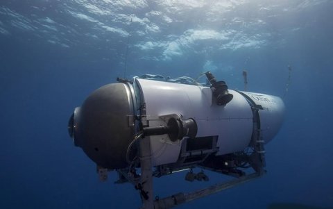 Submarino Titan perdido en las profundidades del océano Atlántico.