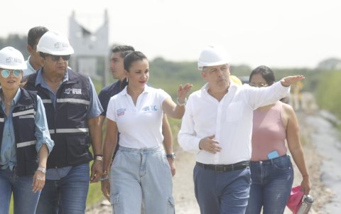 Aguiñaga cuestionó que la draga aún no alcance el óptimo funcionamiento acordado.