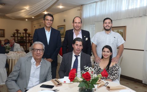 Sergio Minelli, Joseph Mignosa, Tatiana Andrade, Marcel Pazos, Eliseo Mosconi y José Ricaurte.