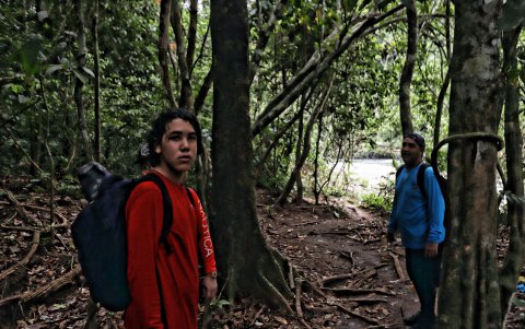 Los menores de edad son los que más sufren en las trochas