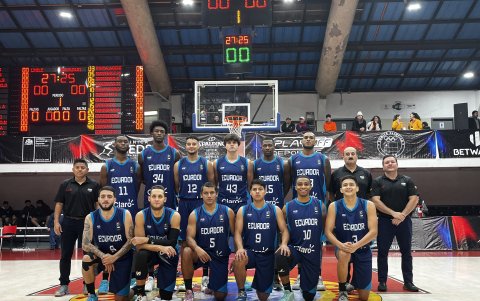 La selección ecuatoriana que militó en Chile en la segunda fase con 7 nuevos jugadores.