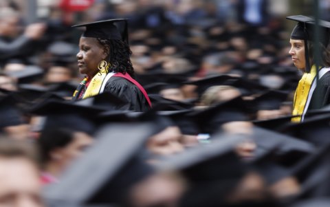 Graduados de la Universidad de Harvard, en una fotografía de archivo.