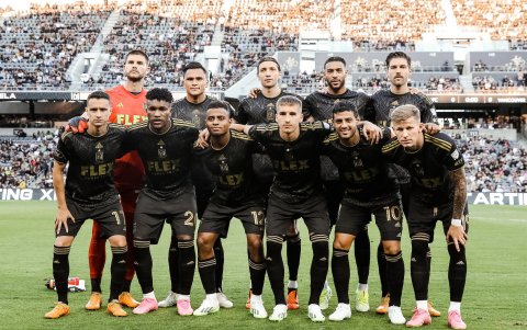 Cifuentes y Palacios visitan Dallas con la intención de ser punteros.