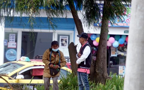 Libadores. Su presencia salta a la luz del día, en diferentes puntos.