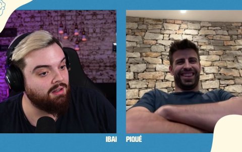 Gerard Piqué e Ibai Llanos en medio de un directo de Twitch.