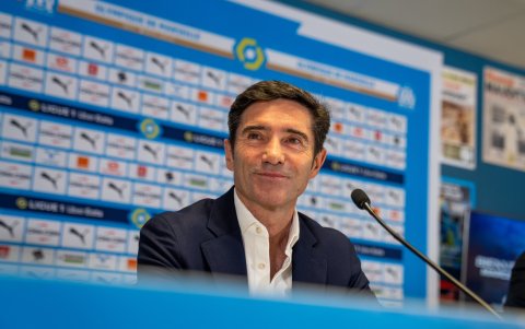 Marcelino, que viene de ser campeón con Sevilla, brindó su primera conferencia de prensa en Marsella.