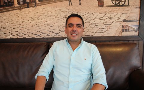 El abogado y máster en Comunicación y Marketing Político señala que como parte de uno de sus proyectos buscará que el IESS no sea la caja chica de todos los gobiernos de turno.