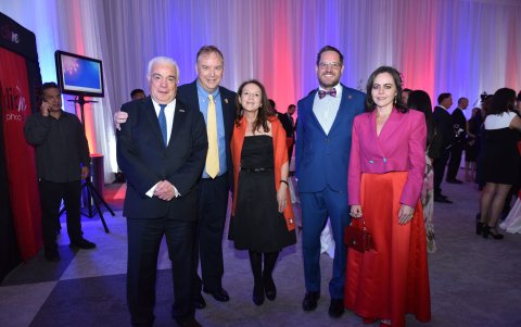 Fernando Santos, Charles Reeves, María Augusta Cueva, David Sperber y Cynthia Andino.