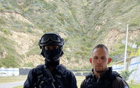 El púgil se desempeña como policía y actualmente está asignado en Orellana.