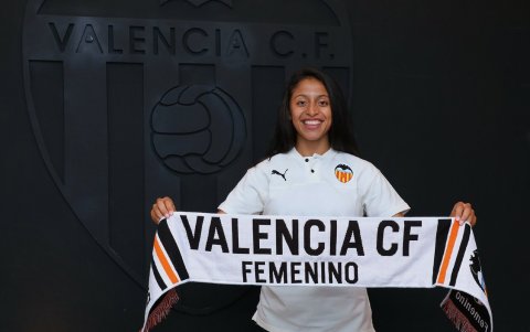 Kerlly Real iniciará su cuarta temporada como parte del Valencia de España.