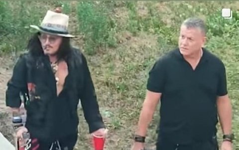 Johnny Deep horas antes de su show en Budapest.