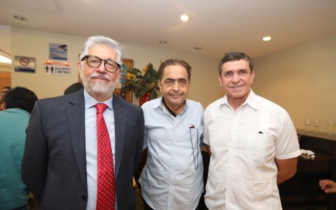 Roberto López, Ramón Sonnenholzner y Paul Palacios.