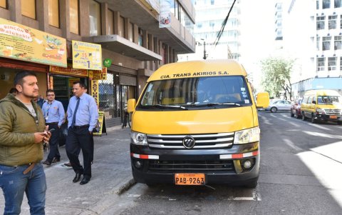 Enseñanza. Otro de los retos que tendrán para este año lectivo los conductores de transporte escolar es que los estudiantes se acostumbren a usar el cinturón de seguridad.