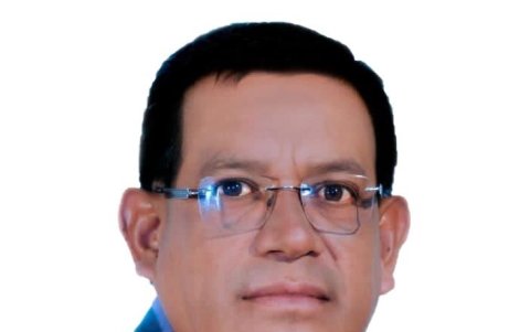 Es candidato por Pichincha a la Asamblea Nacional por el movimiento Pachakutik