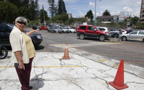 Las críticas. A Rocío Bastidas, de La Floresta, le preocupa el impacto en la movilidad con siete edificios más.