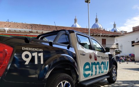 Según el examen, funcionarios de la EMOV no aplicaron multas al incumplimiento del contrato.