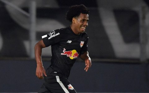 Hurtado jugó desde el arranque con el Bragantino.